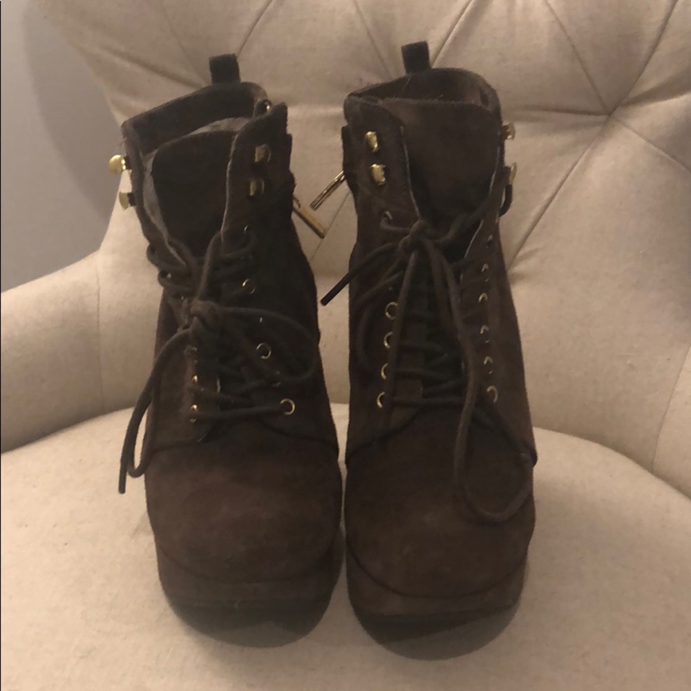 Michael Kors fall brown suede platform ankle boots